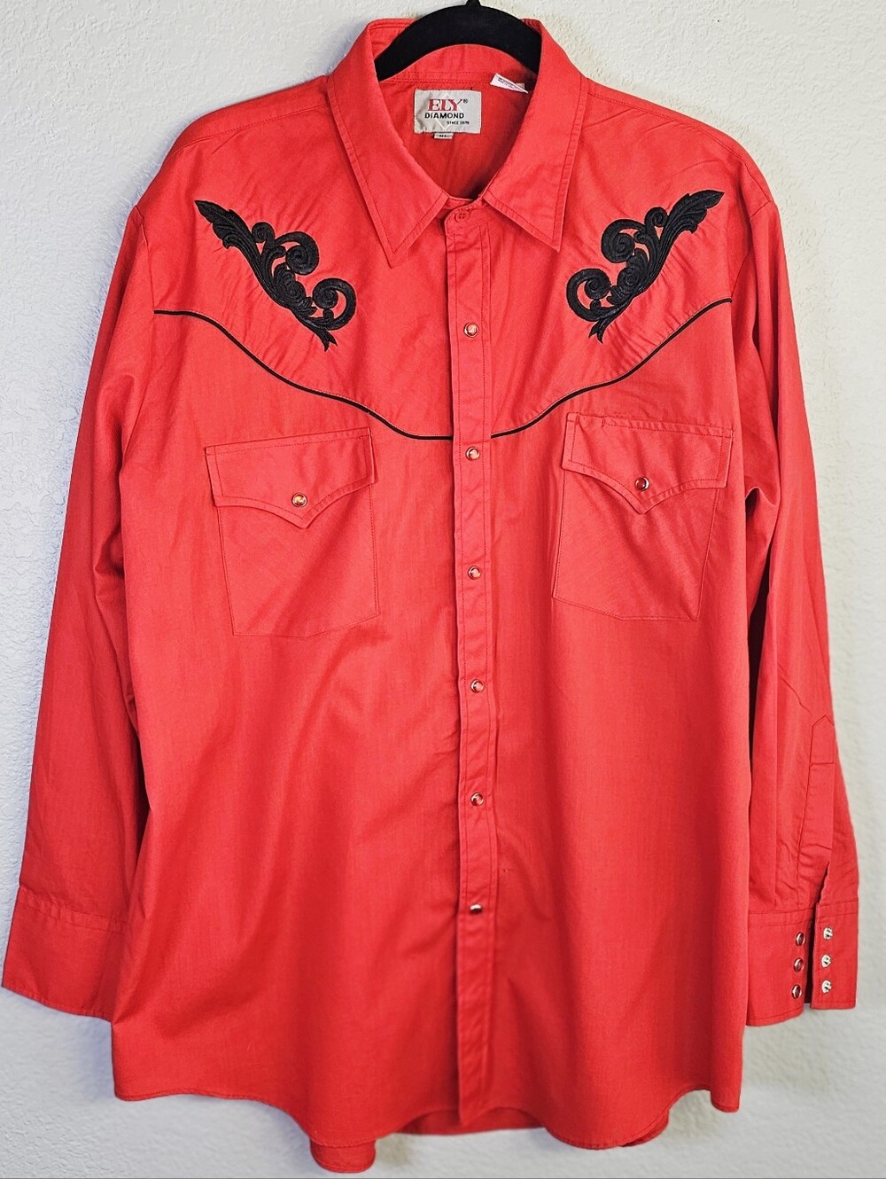 Vintage 80s Ely Diamond Men’s XL Red Embroidered Western Pearl Snap Shirt